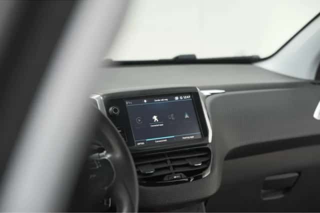 Peugeot 208 (2019) thumbnail 43