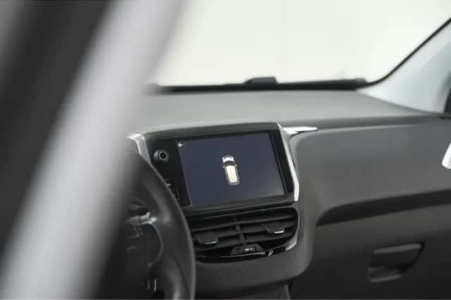 Peugeot 208 (2019) thumbnail 46
