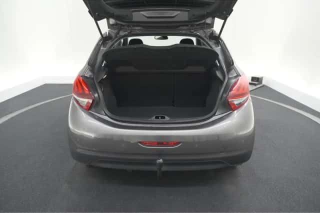 Peugeot 208 (2019) thumbnail 51
