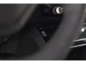 Peugeot 2008 (2024) thumbnail 43