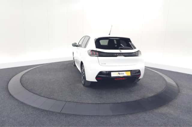 Peugeot 208 (2023) thumbnail 11