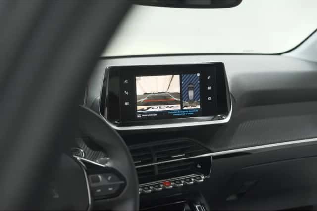 Peugeot 208 (2023) thumbnail 13