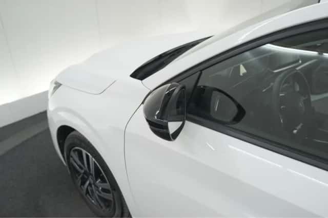 Peugeot 208 (2023) thumbnail 18