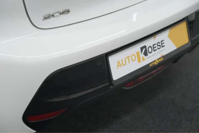 Peugeot 208 (2023) thumbnail 21