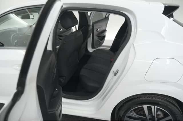 Peugeot 208 (2023) thumbnail 26