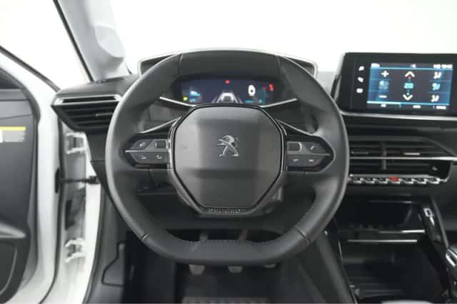 Peugeot 208 (2023) thumbnail 28