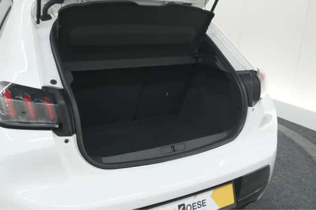 Peugeot 208 (2023) thumbnail 58