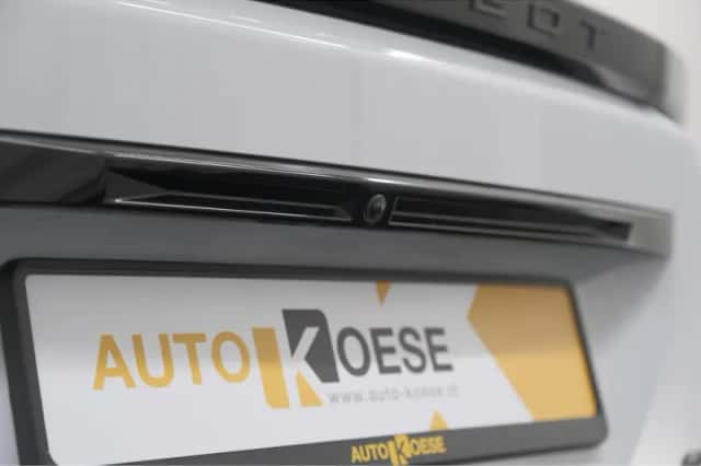 Peugeot e-2008 (2025) thumbnail 4