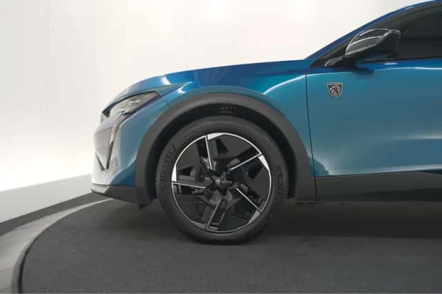 Peugeot 408 (2025) thumbnail 17