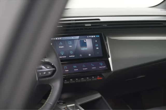 Peugeot 408 (2025) thumbnail 48