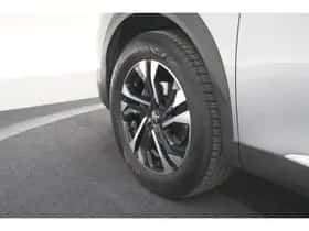 Peugeot 2008 (2020) thumbnail 18