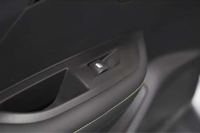 Peugeot 2008 (2020) thumbnail 25