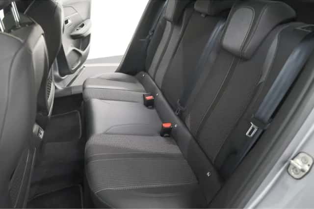 Peugeot 2008 (2020) thumbnail 27