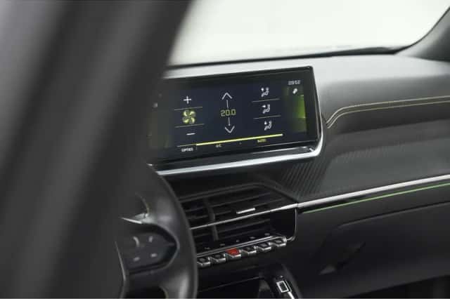 Peugeot 2008 (2020) thumbnail 48