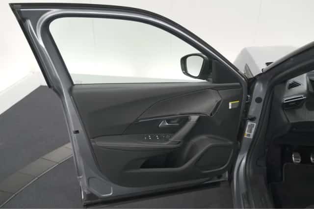 Peugeot 2008 (2020) thumbnail 58