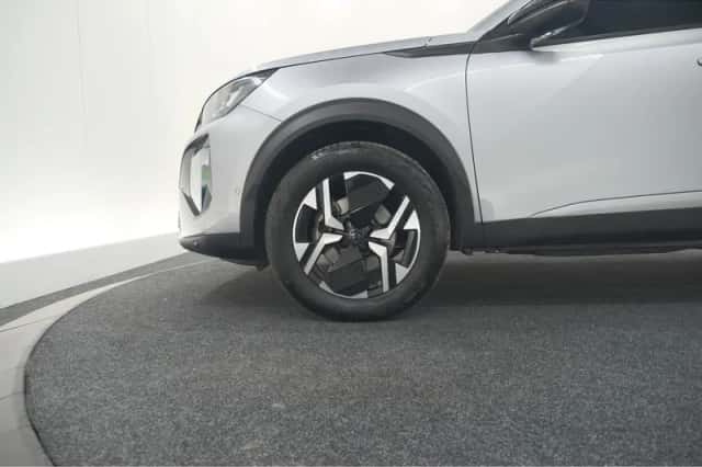Peugeot 2008 (2024) thumbnail 17