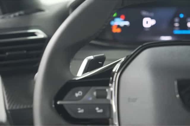 Peugeot 2008 (2024) thumbnail 33