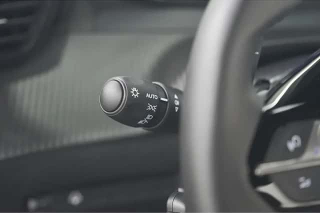 Peugeot 2008 (2024) thumbnail 35