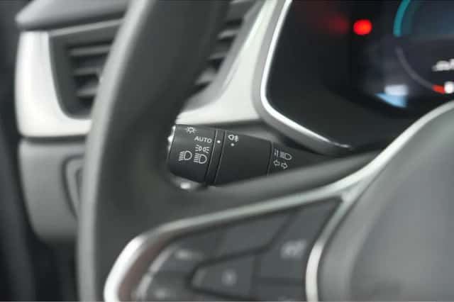Renault Captur (2021) thumbnail 29