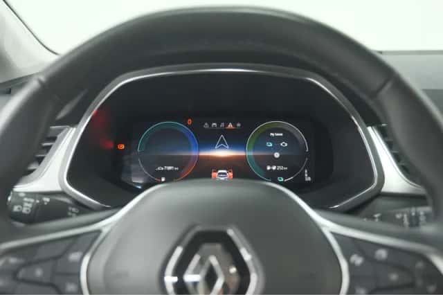 Renault Captur (2021) thumbnail 33