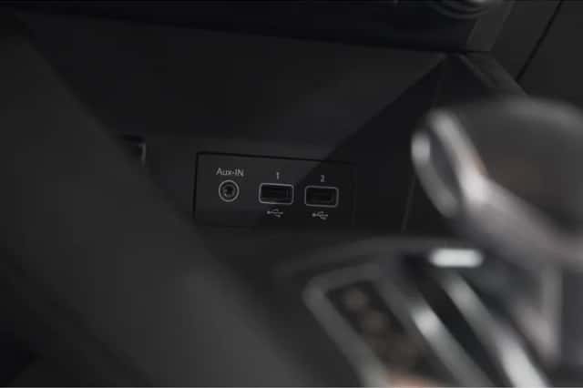 Renault Captur (2021) thumbnail 37