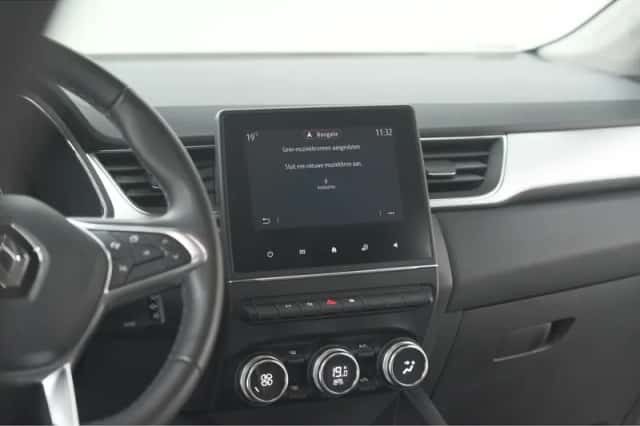 Renault Captur (2021) thumbnail 46