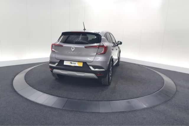 Renault Captur (2021) thumbnail 8
