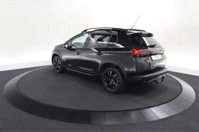 Peugeot 2008 (2018) thumbnail 11