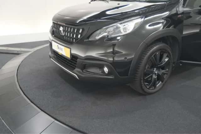 Peugeot 2008 (2018) thumbnail 14