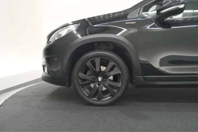 Peugeot 2008 (2018) thumbnail 16