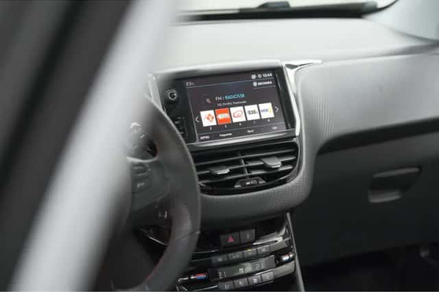 Peugeot 2008 (2018) thumbnail 41