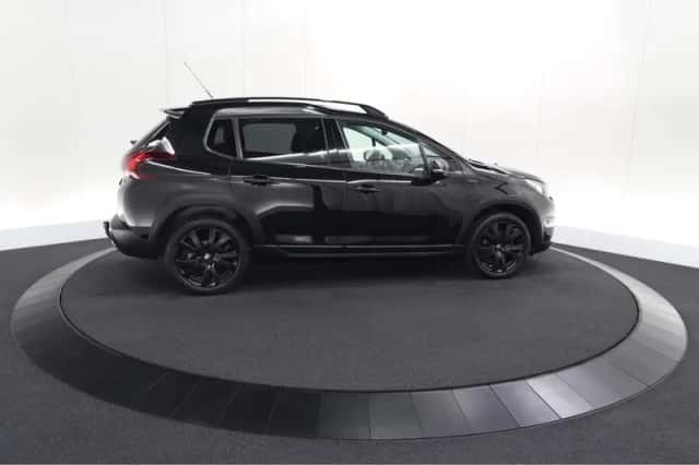 Peugeot 2008 (2018) thumbnail 8
