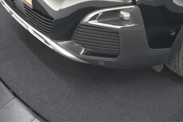 Peugeot 3008 (2020) thumbnail 14