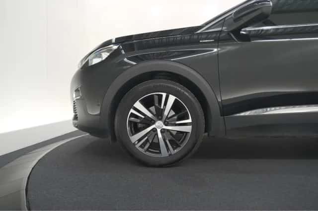 Peugeot 3008 (2020) thumbnail 15