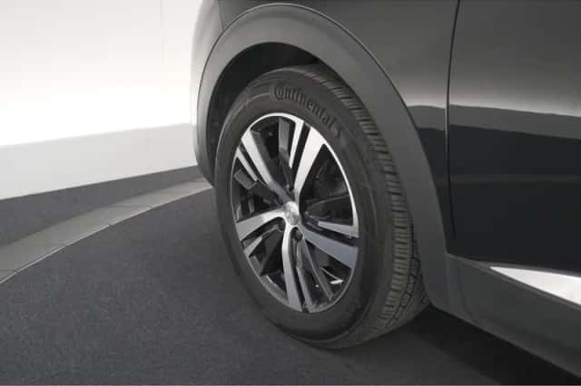 Peugeot 3008 (2020) thumbnail 16