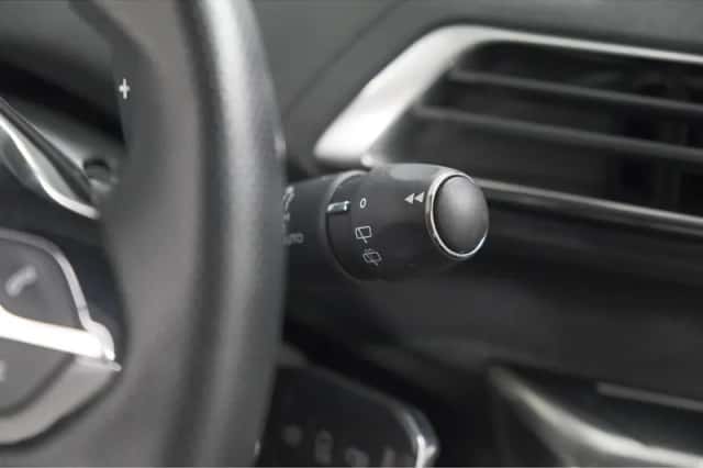 Peugeot 3008 (2020) thumbnail 33