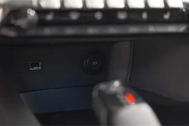 Peugeot 3008 (2020) thumbnail 39