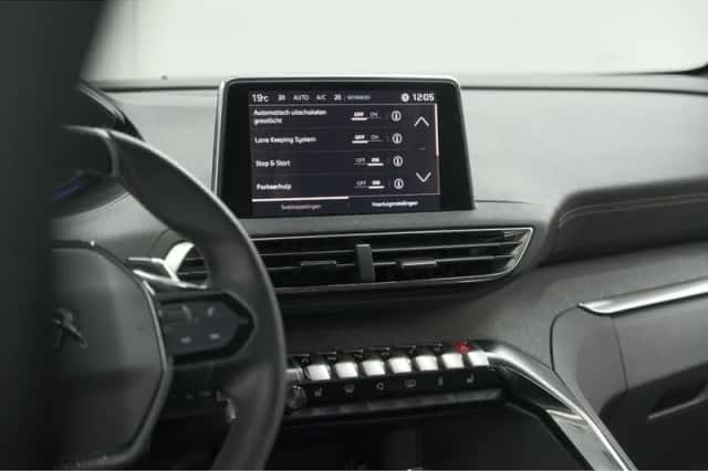 Peugeot 3008 (2020) thumbnail 49