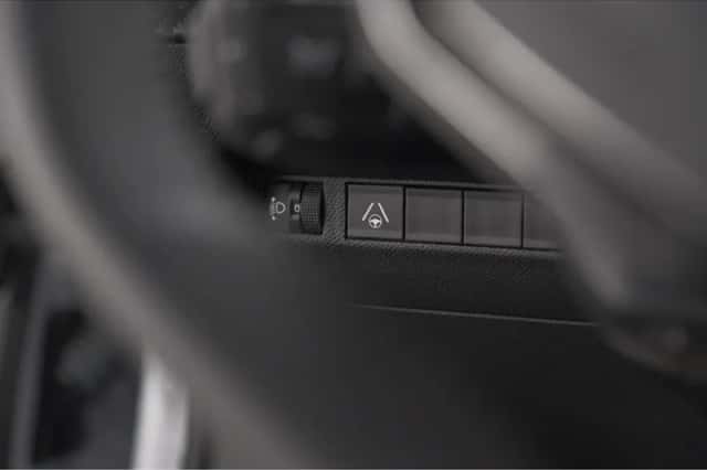 Peugeot 2008 (2025) thumbnail 37