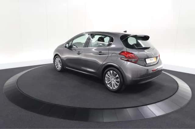Peugeot 208 (2019) thumbnail 11