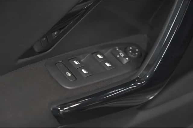 Peugeot 208 (2019) thumbnail 18
