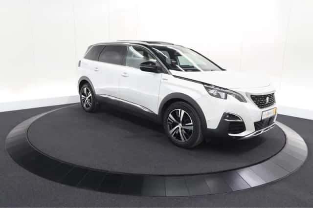 Peugeot 5008 (2020) thumbnail 6