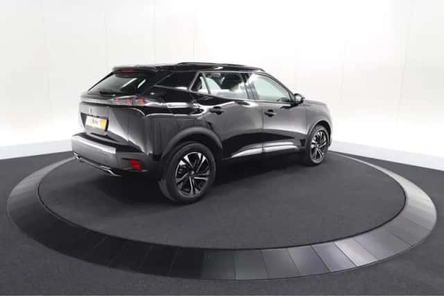Peugeot 2008 (2020) thumbnail 2