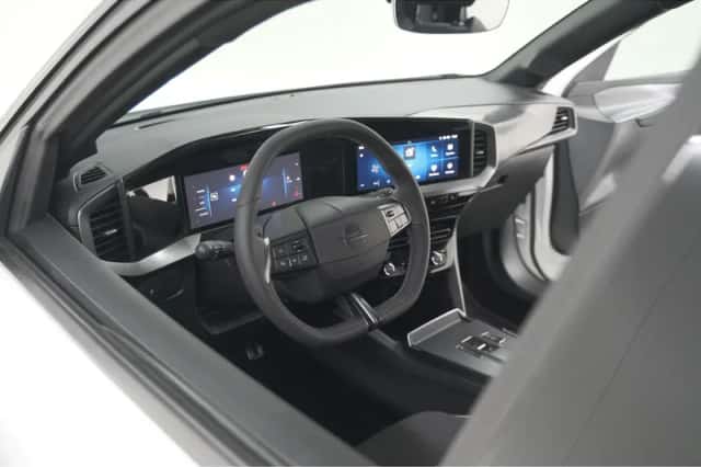 Opel Mokka (2025) thumbnail 2