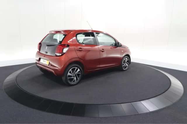Peugeot 108 (2021) thumbnail 2