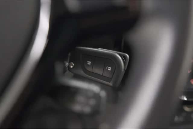 Peugeot 108 (2021) thumbnail 5