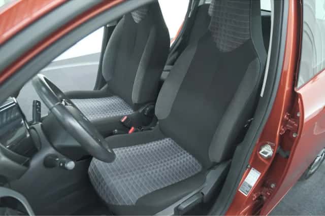 Peugeot 108 (2021) thumbnail 6
