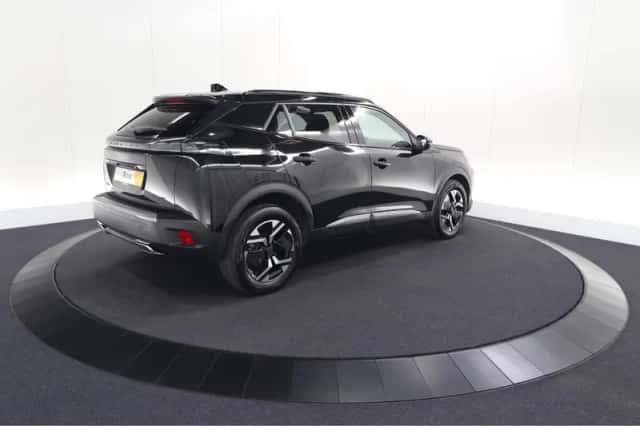 Peugeot 2008 (2025) thumbnail 5
