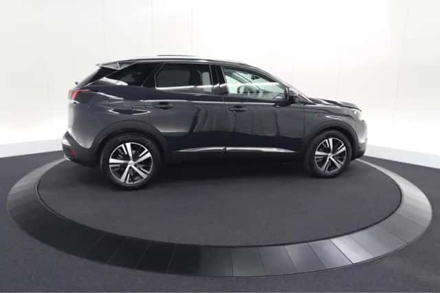 Peugeot 3008 (2019) thumbnail 5
