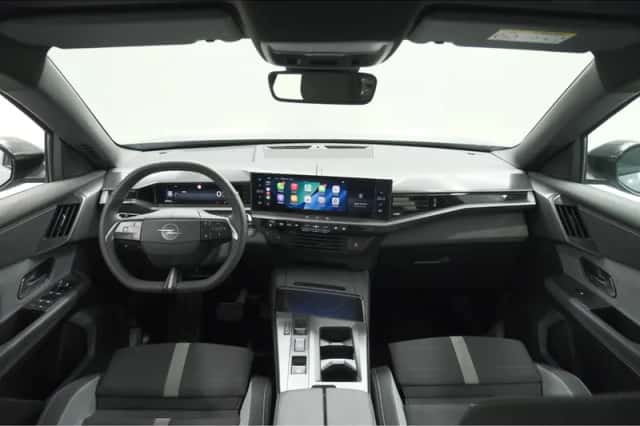 Opel Grandland (2025) thumbnail 2
